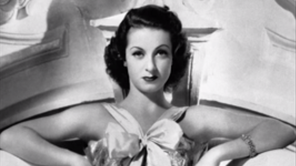 Ve věku 100 let zemřela francouzská herečka Danielle Darrieuxová